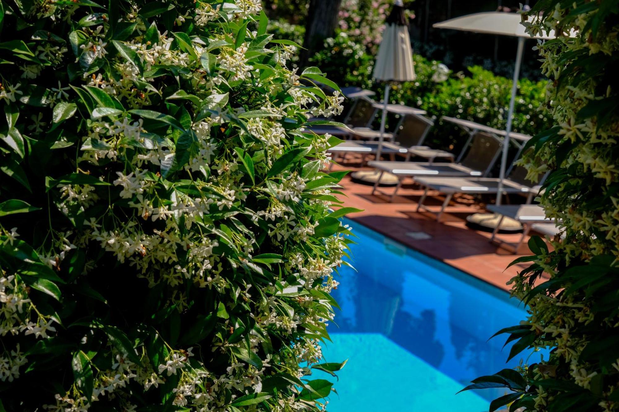 גרדונה ריביירה Hotel Bellevue מראה חיצוני תמונה