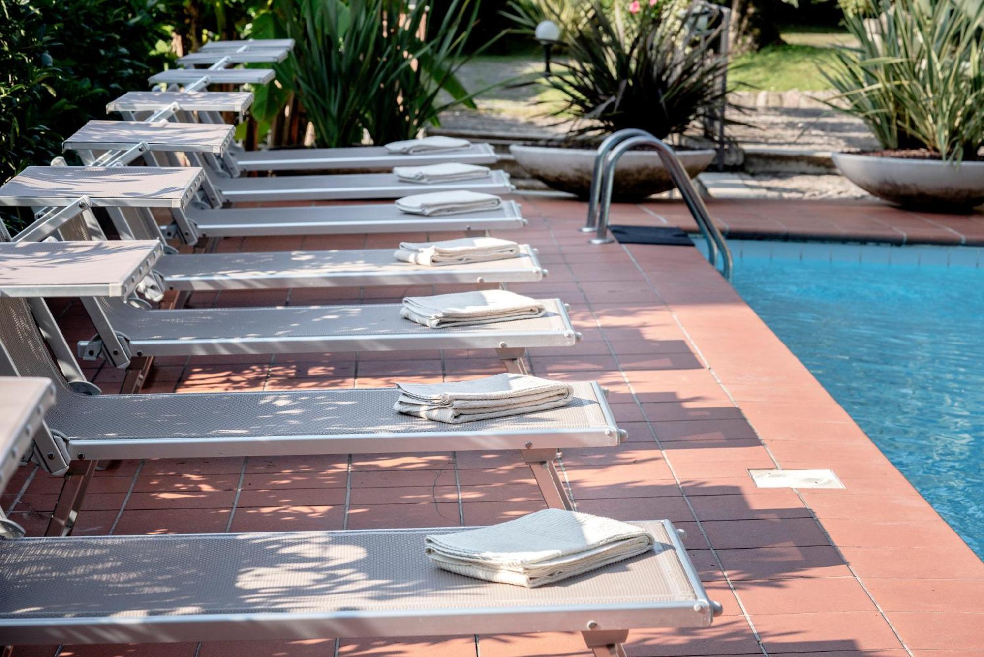 גרדונה ריביירה Hotel Bellevue מראה חיצוני תמונה