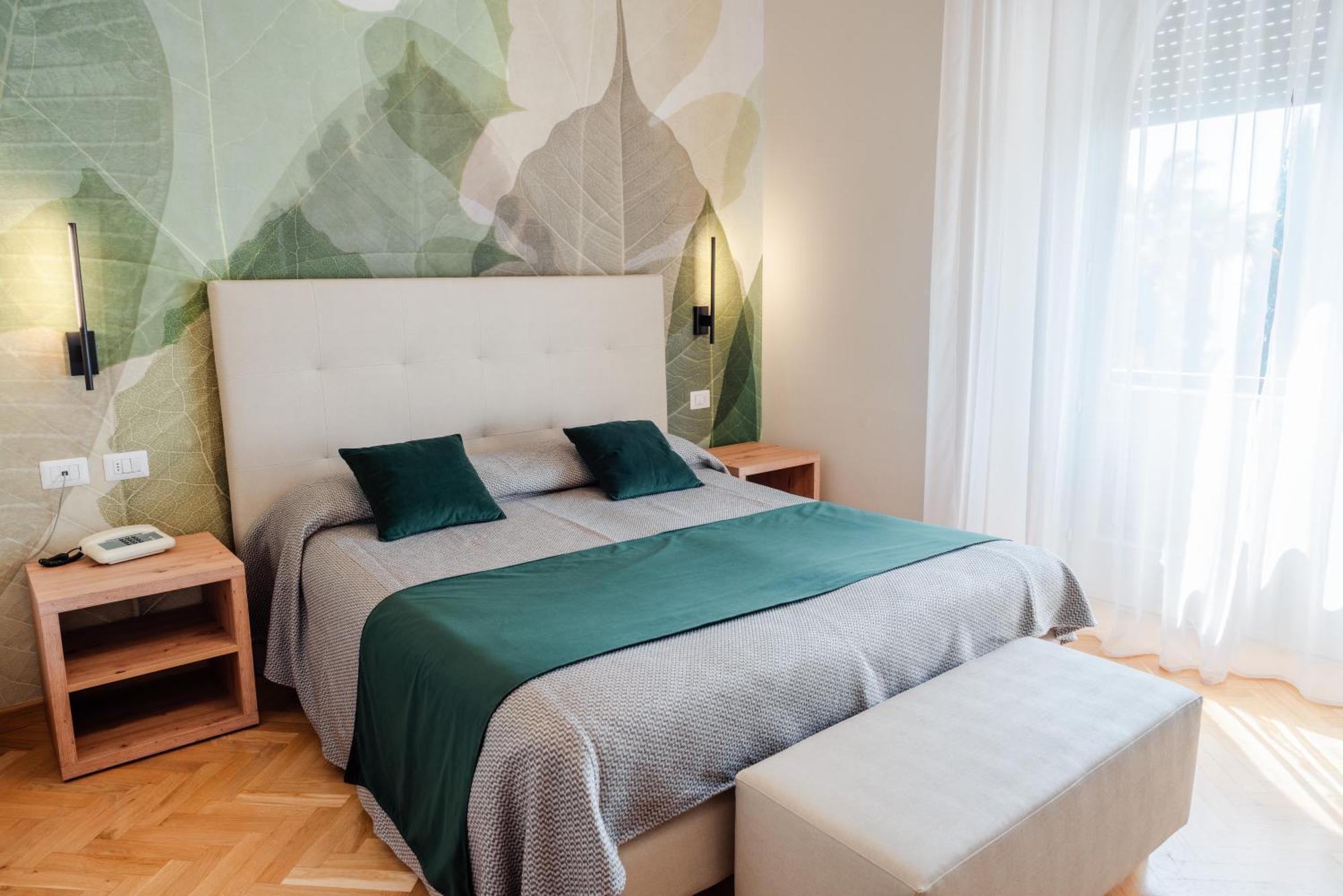 גרדונה ריביירה Hotel Bellevue מראה חיצוני תמונה