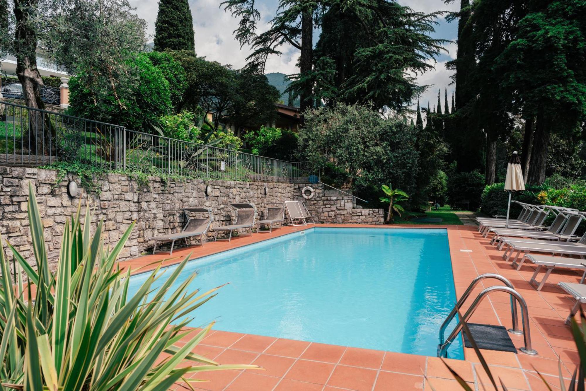 גרדונה ריביירה Hotel Bellevue מראה חיצוני תמונה